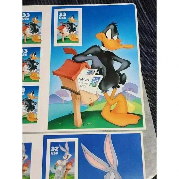 1999 DAFFY DUCK 10 (33 cents) US STAMPS & Bugs Bunny 10 (32 cents) stamps - Picture 4 of 6